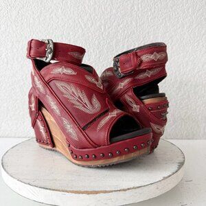 Lane Boots LEXINGTON Womens Red Wedges Western Sandals Leather Wooden Heel Sz 9